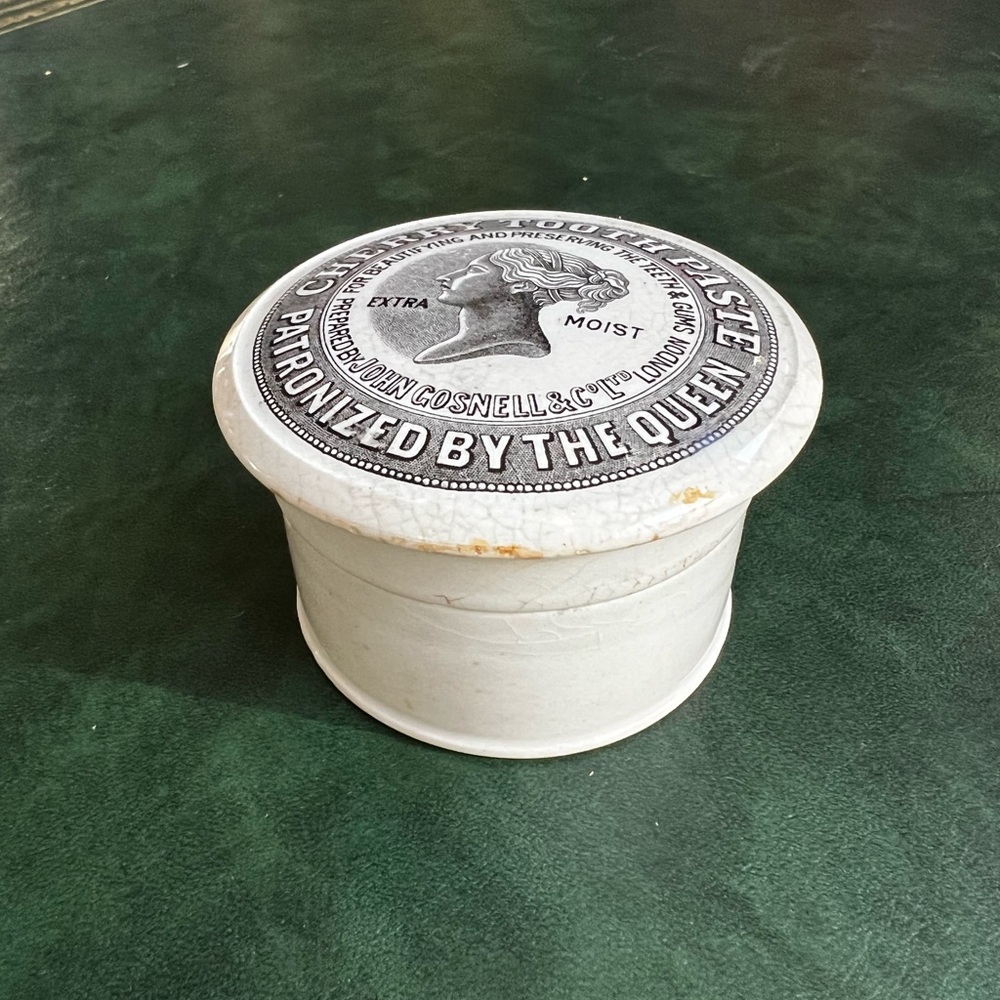 Rare Antique Ceramic Pot and Lid John Gosnell & Co. Cherry Tooth Paste 1860-1900 - Picture 5 of 9